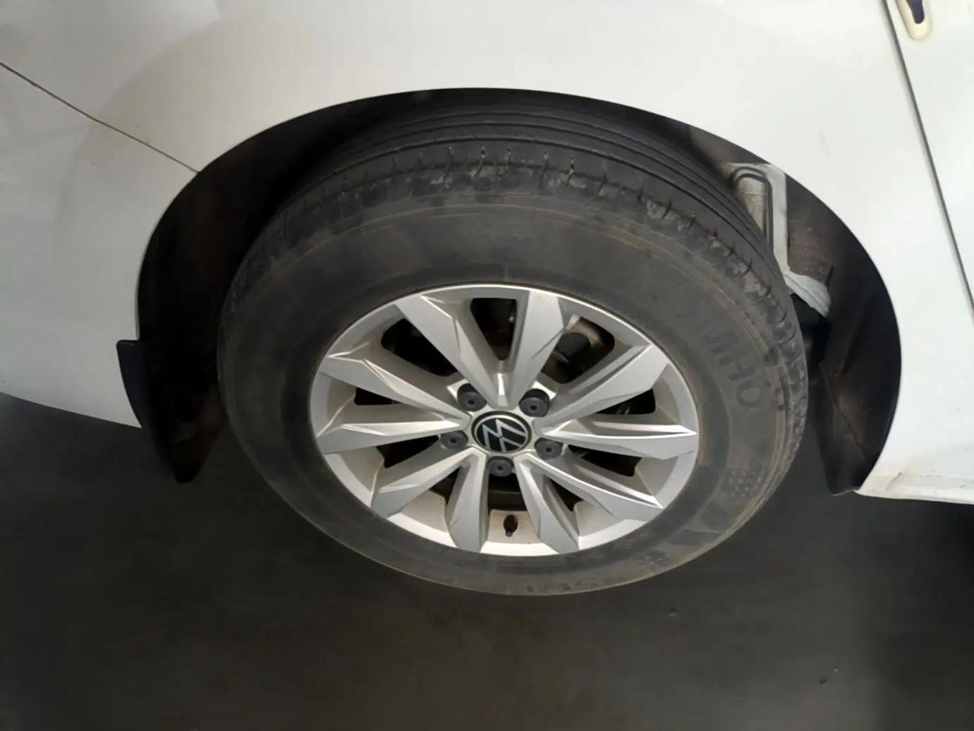 Volkswagen Bora 2021 1.5L Manual Fashion Smart Connect Edition — миниатюра 11