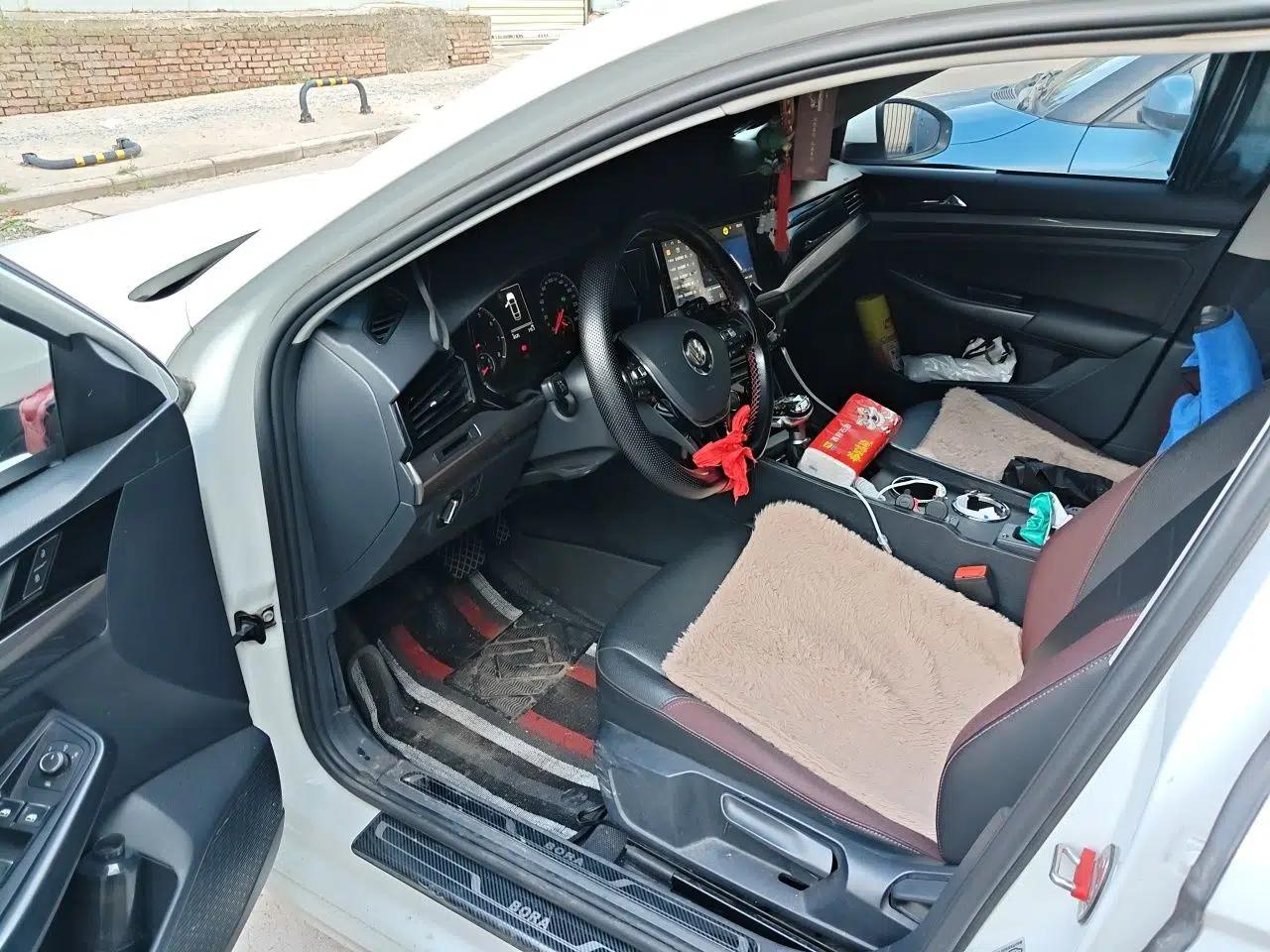 Volkswagen Bora 2019 1.5L Automatic Comfort Model — миниатюра 16