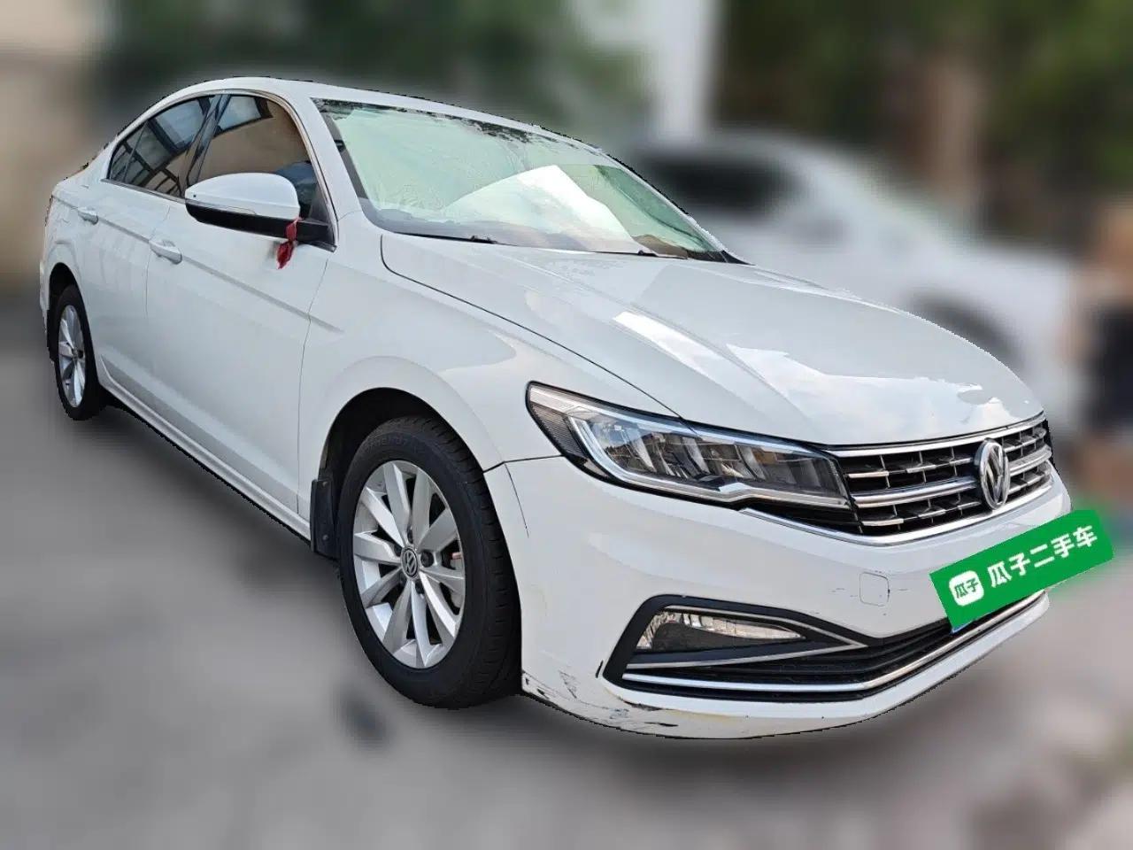 Volkswagen Bora 2019 1.5L Automatic Comfort Model — миниатюра 3