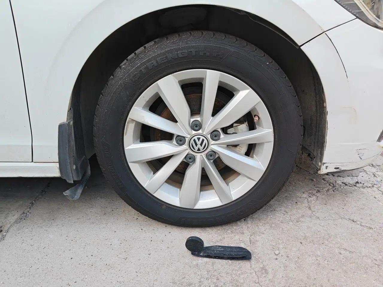 Volkswagen Bora 2019 1.5L Automatic Comfort Model — миниатюра 8