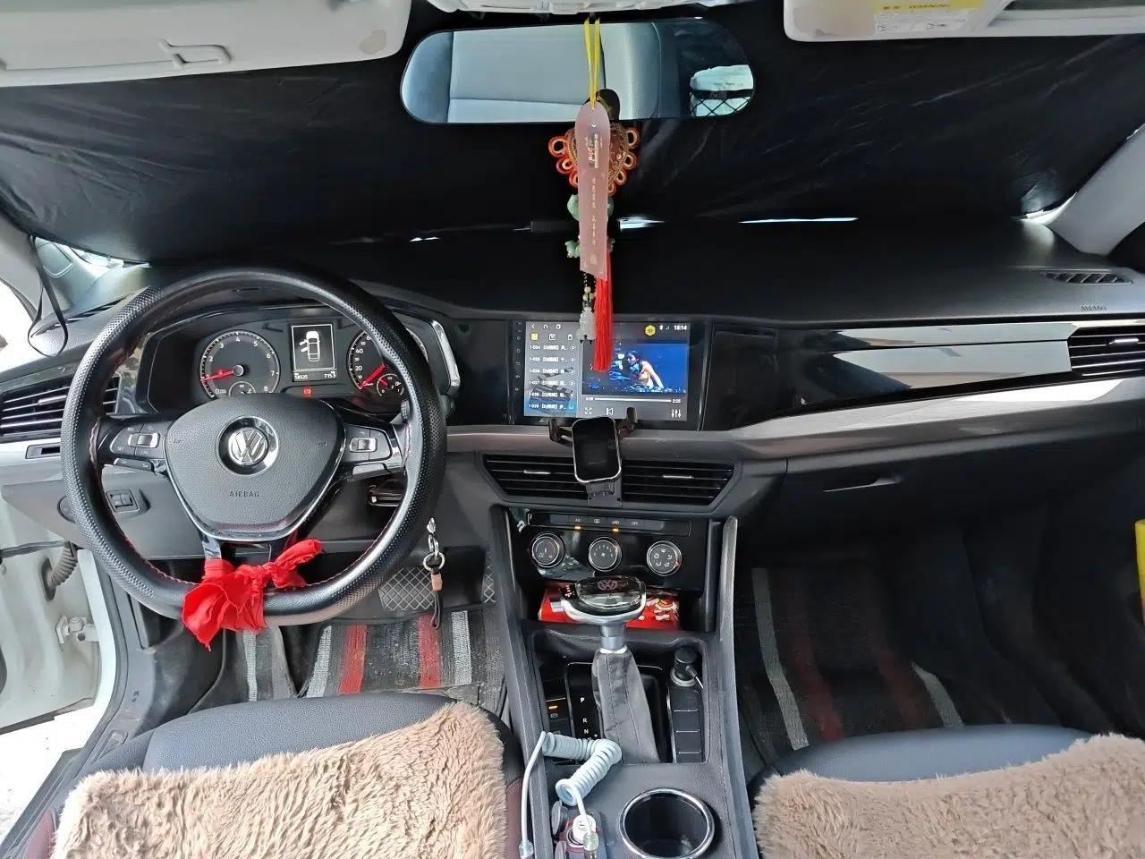 Volkswagen Bora 2019 1.5L Automatic Comfort Model — миниатюра 9