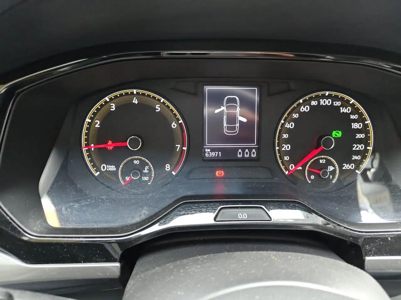Volkswagen Bora 2021 1.5L Automatic Comfort Smart Connect Edition — миниатюра 11
