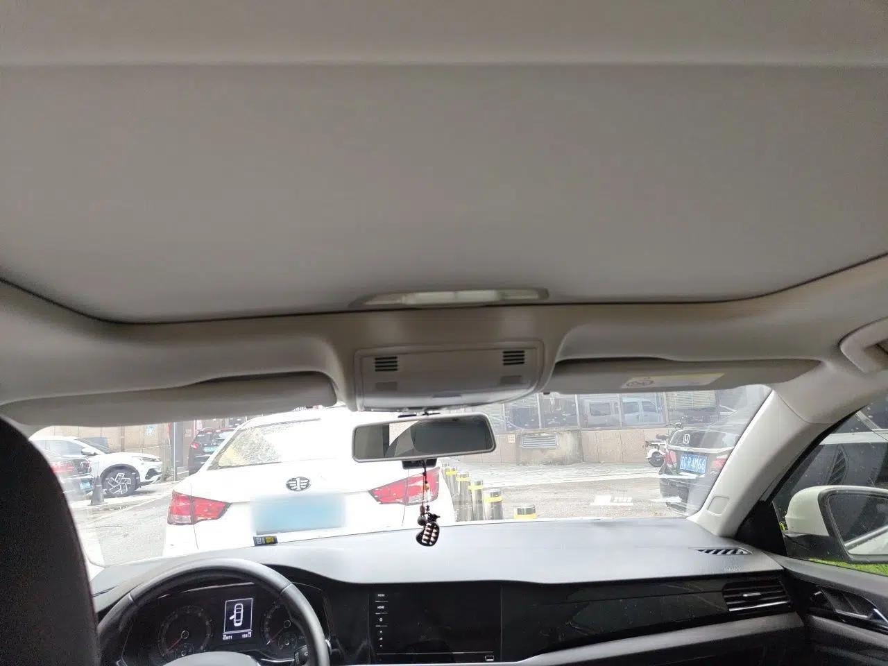Volkswagen Bora 2021 1.5L Automatic Comfort Smart Connect Edition — миниатюра 18