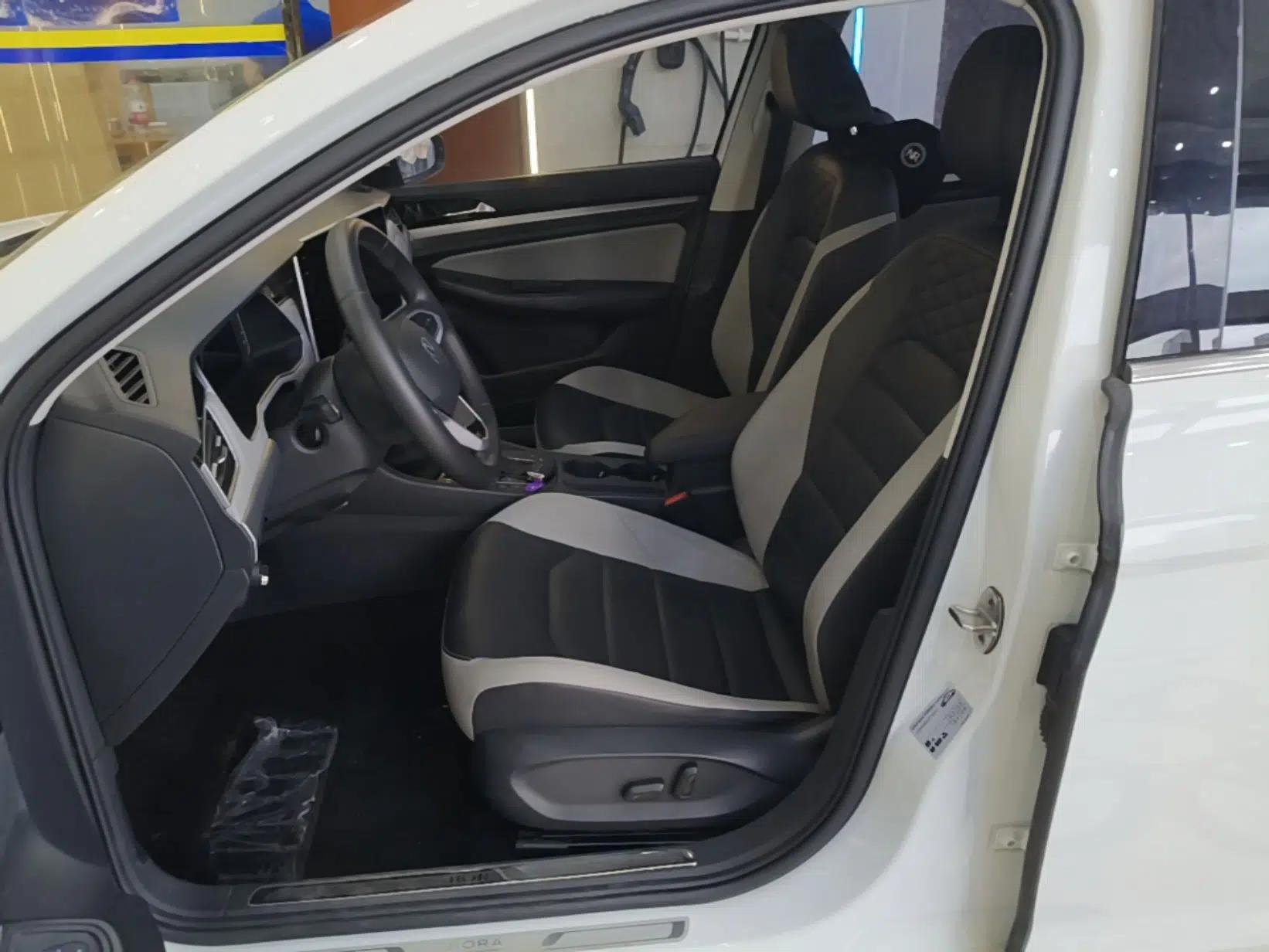 Volkswagen Bora 2023 300TSI DSG Prestige Edition — миниатюра 17