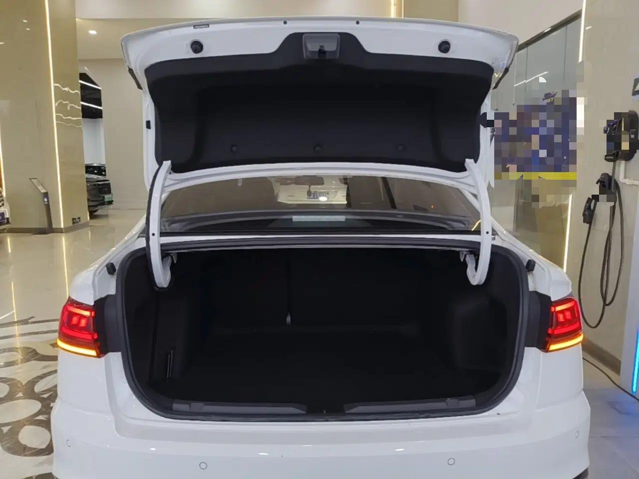 Volkswagen Bora 2023 300TSI DSG Prestige Edition — миниатюра 22