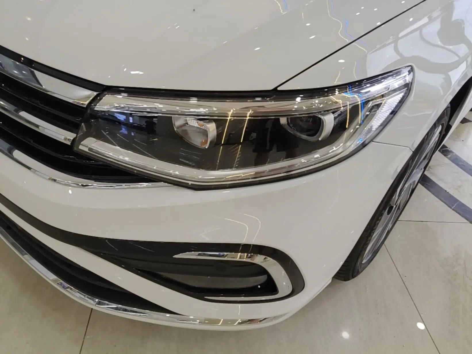 Volkswagen Bora 2023 300TSI DSG Prestige Edition — миниатюра 8