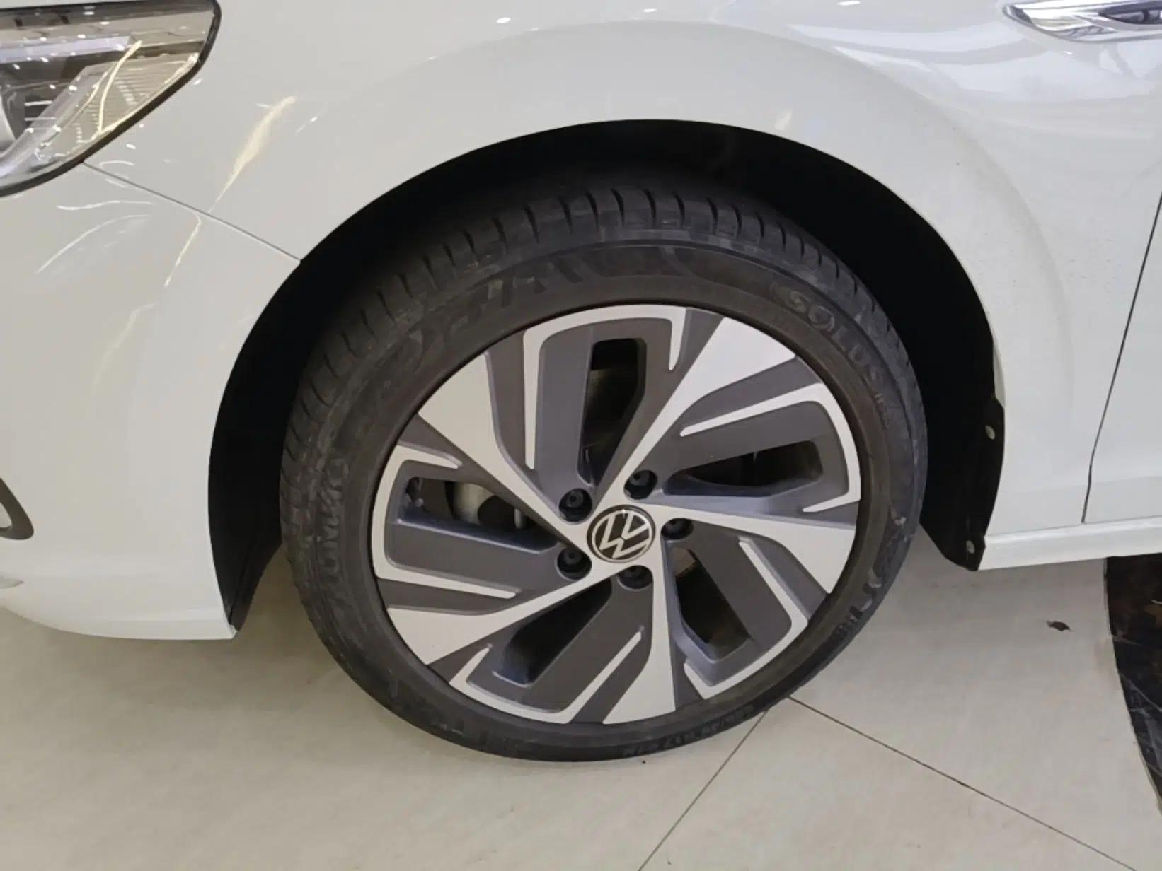Volkswagen Bora 2023 300TSI DSG Prestige Edition — миниатюра 10