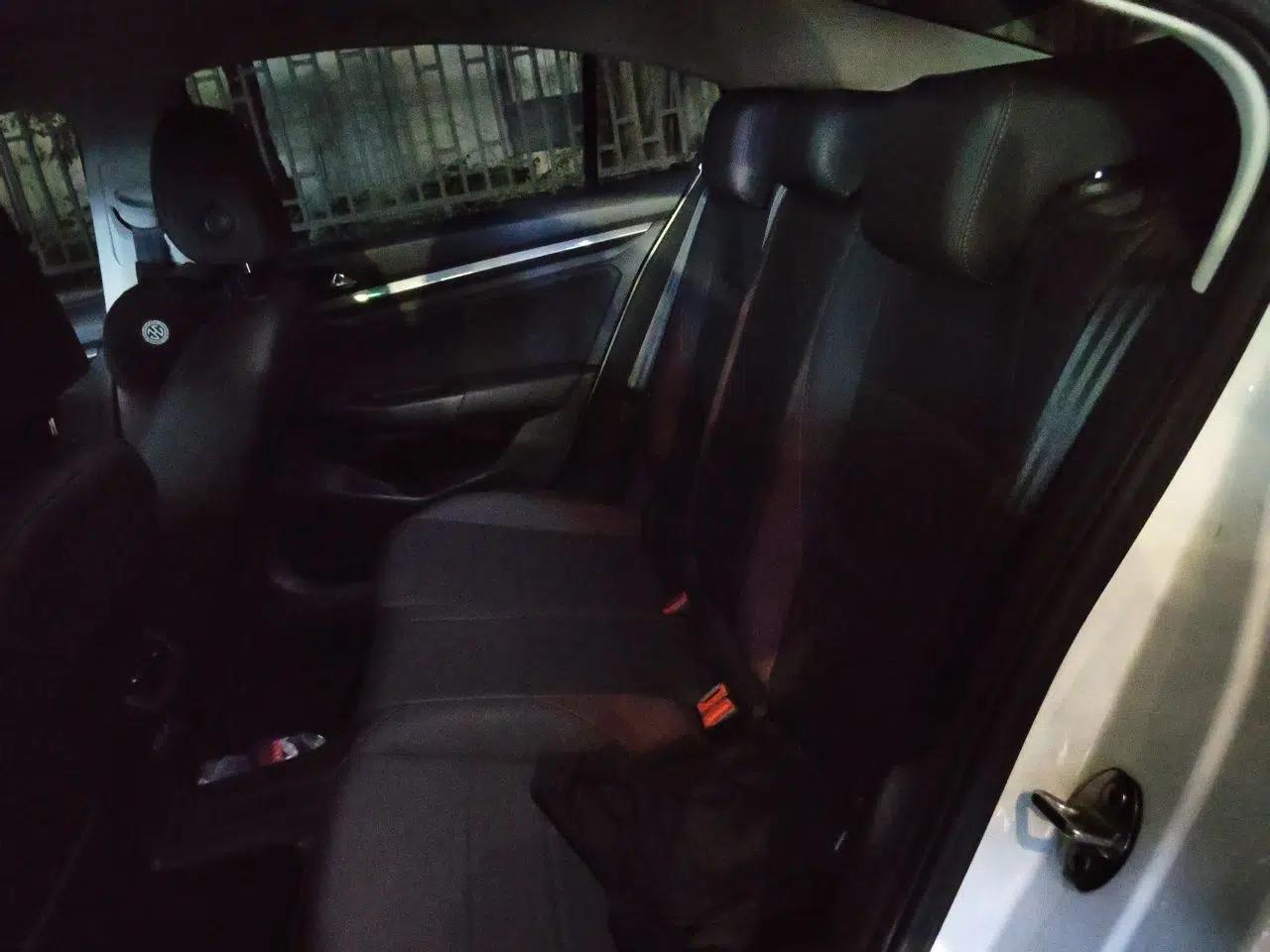 Volkswagen Bora 2021 1.5L Automatic Elite Smart Connect Edition — миниатюра 17