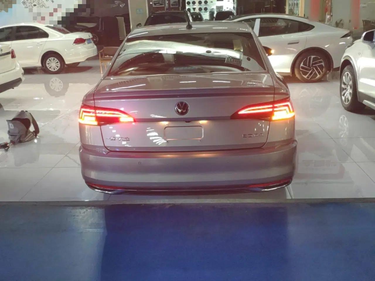 Volkswagen Bora 2021 1.5L Automatic Comfort Smart Connect Edition — миниатюра 5