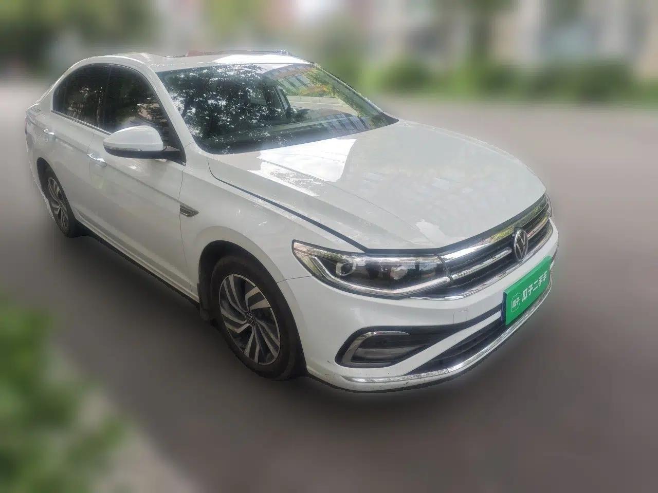 Volkswagen Bora 2023 200TSI DSG Smart Drive Version — миниатюра 3