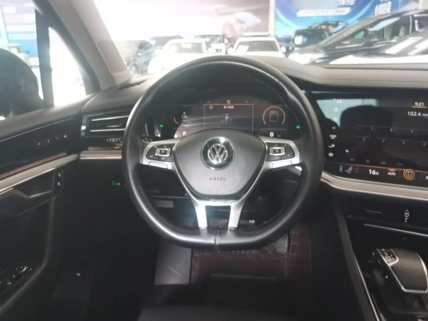 Volkswagen Touareg 2019 3.0 TSI RuiFeng Edition China VI Standard — миниатюра 18