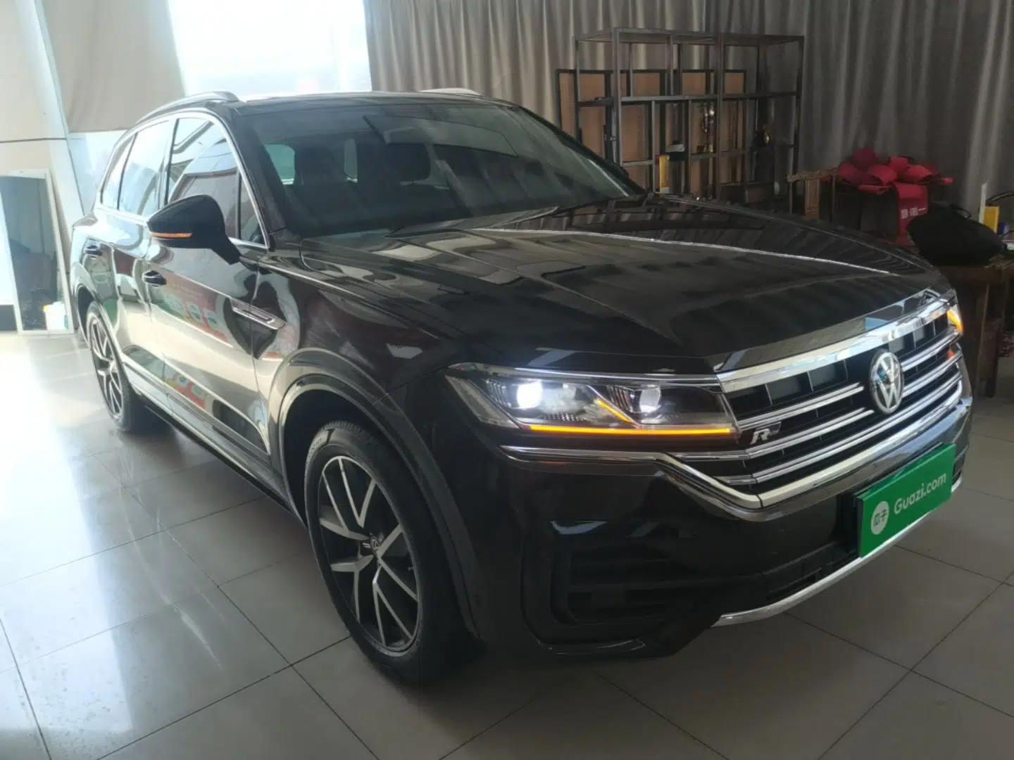 Volkswagen Touareg 2019 3.0 TSI RuiFeng Edition China VI Standard — миниатюра 3