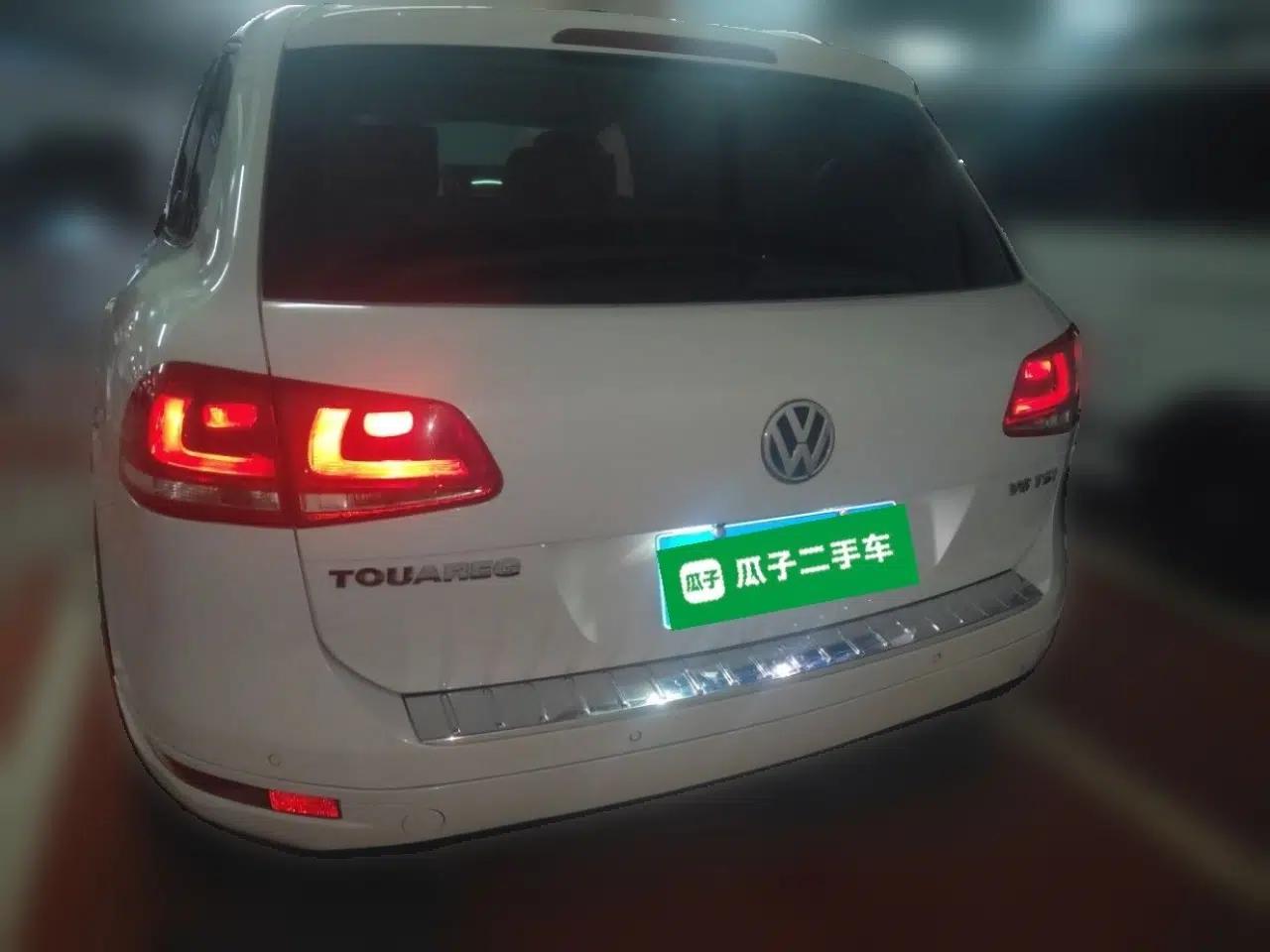 Volkswagen Touareg 2011 3.0 TSI Comfort Version — миниатюра 5