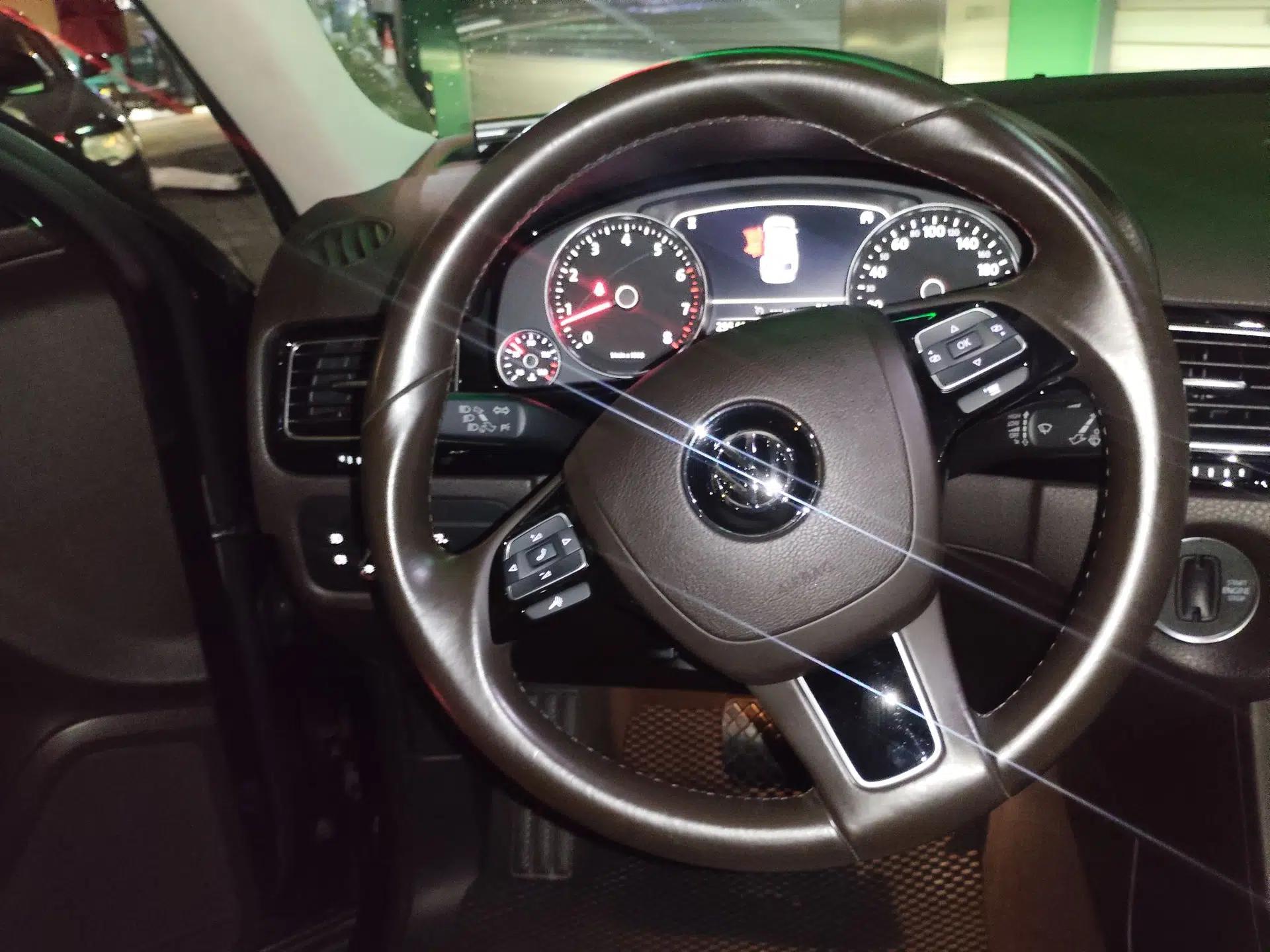 Volkswagen Touareg 2017 3.0 TSI Touareg Model — миниатюра 10