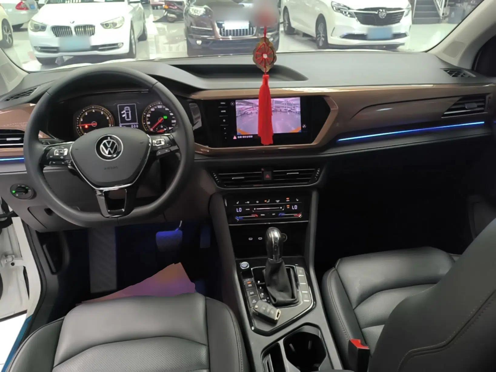 Volkswagen Tharu 2021 280TSI Two-Wheel-Drive Luxury Plus Edition — миниатюра 12