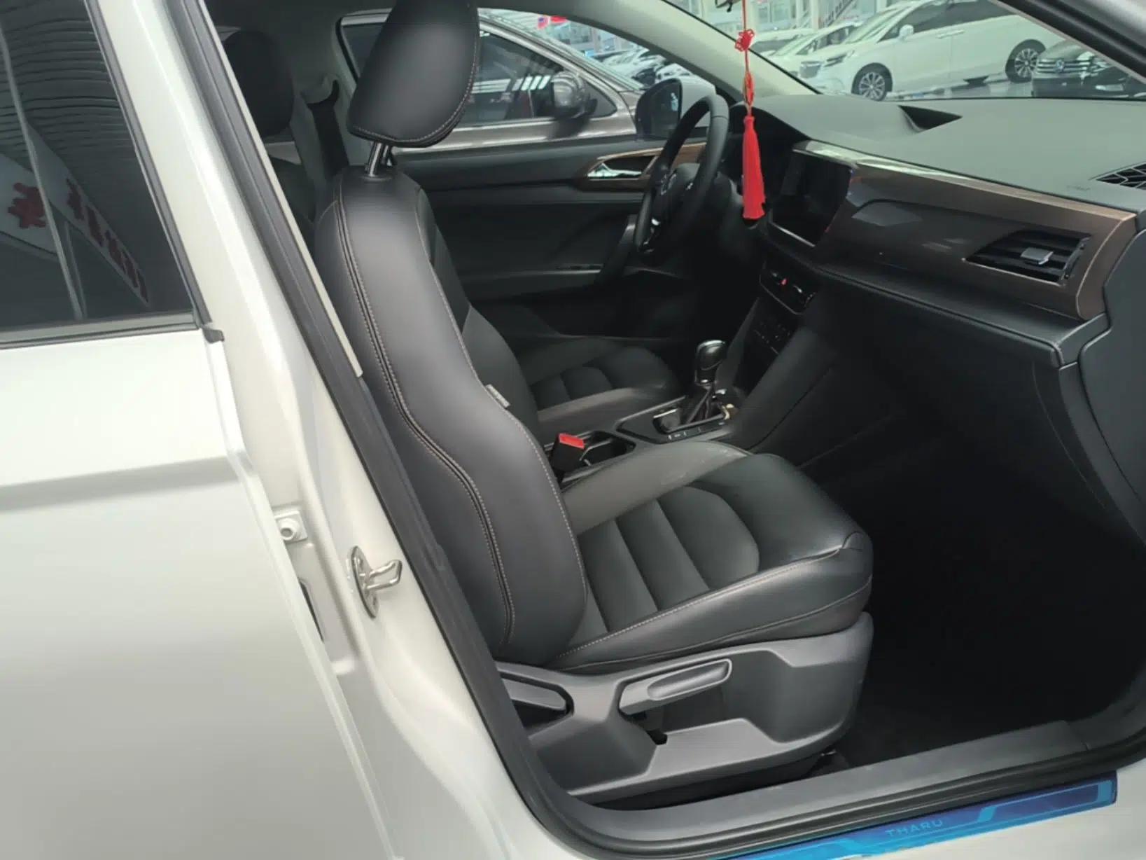 Volkswagen Tharu 2021 280TSI Two-Wheel-Drive Luxury Plus Edition — миниатюра 19