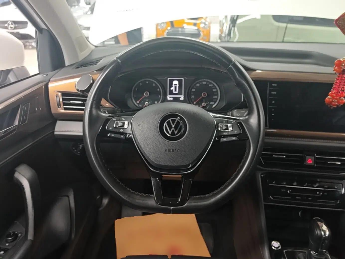 Volkswagen Tharu 2021 280TSI Two-Wheel-Drive Luxury Plus Edition — миниатюра 13