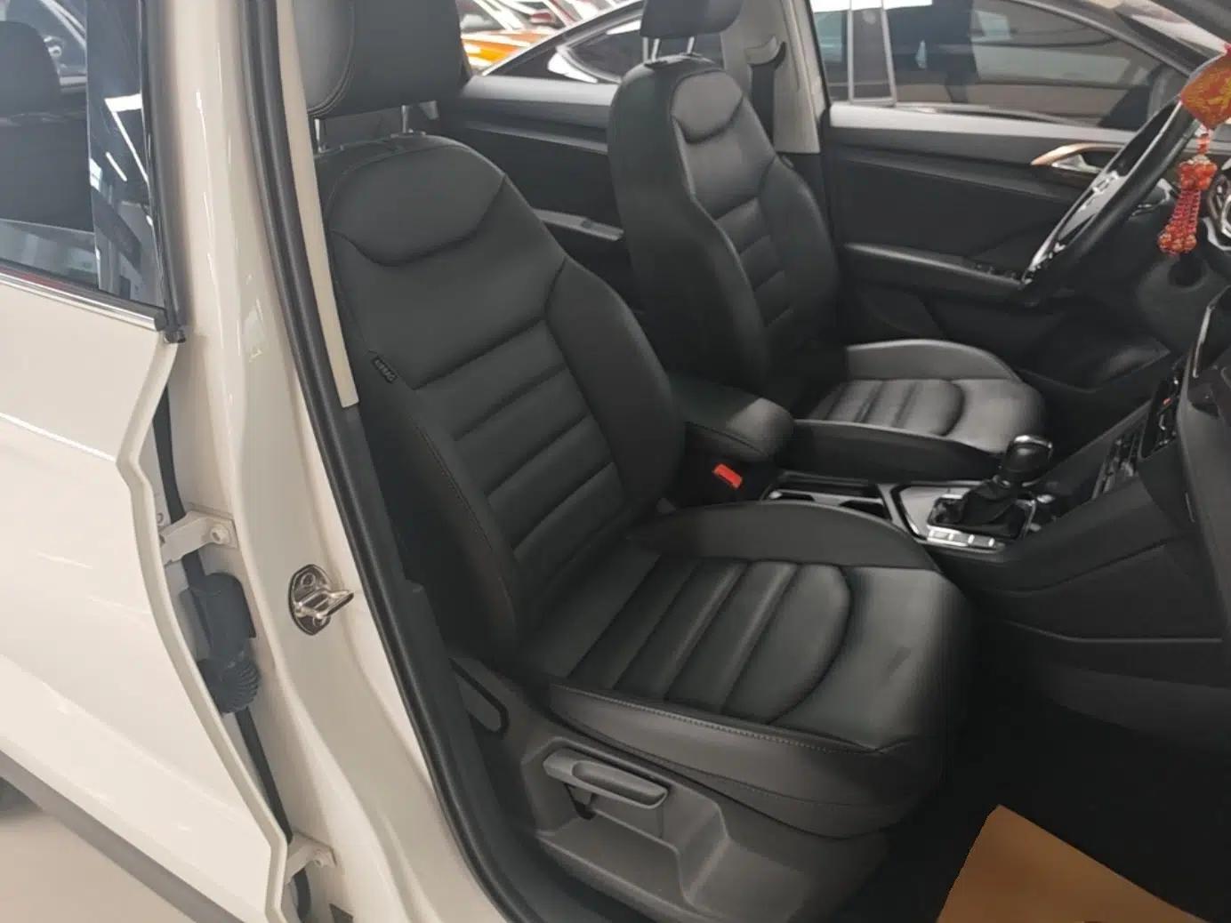 Volkswagen Tharu 2021 280TSI Two-Wheel-Drive Luxury Plus Edition — миниатюра 19