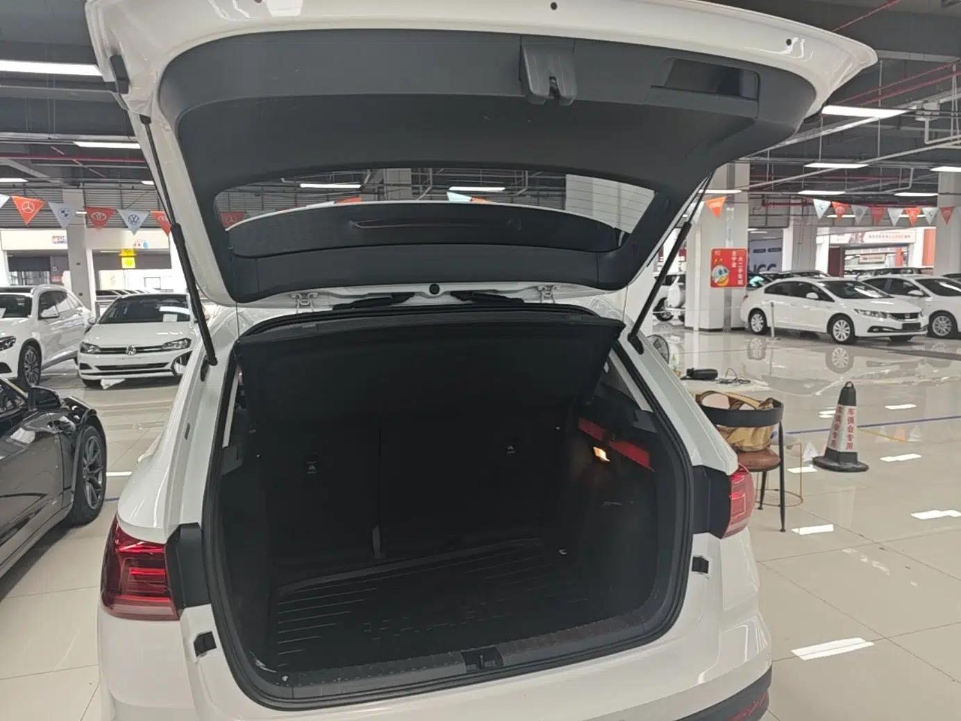 Volkswagen Tharu 2021 280TSI Two-Wheel-Drive Luxury Plus Edition — миниатюра 22