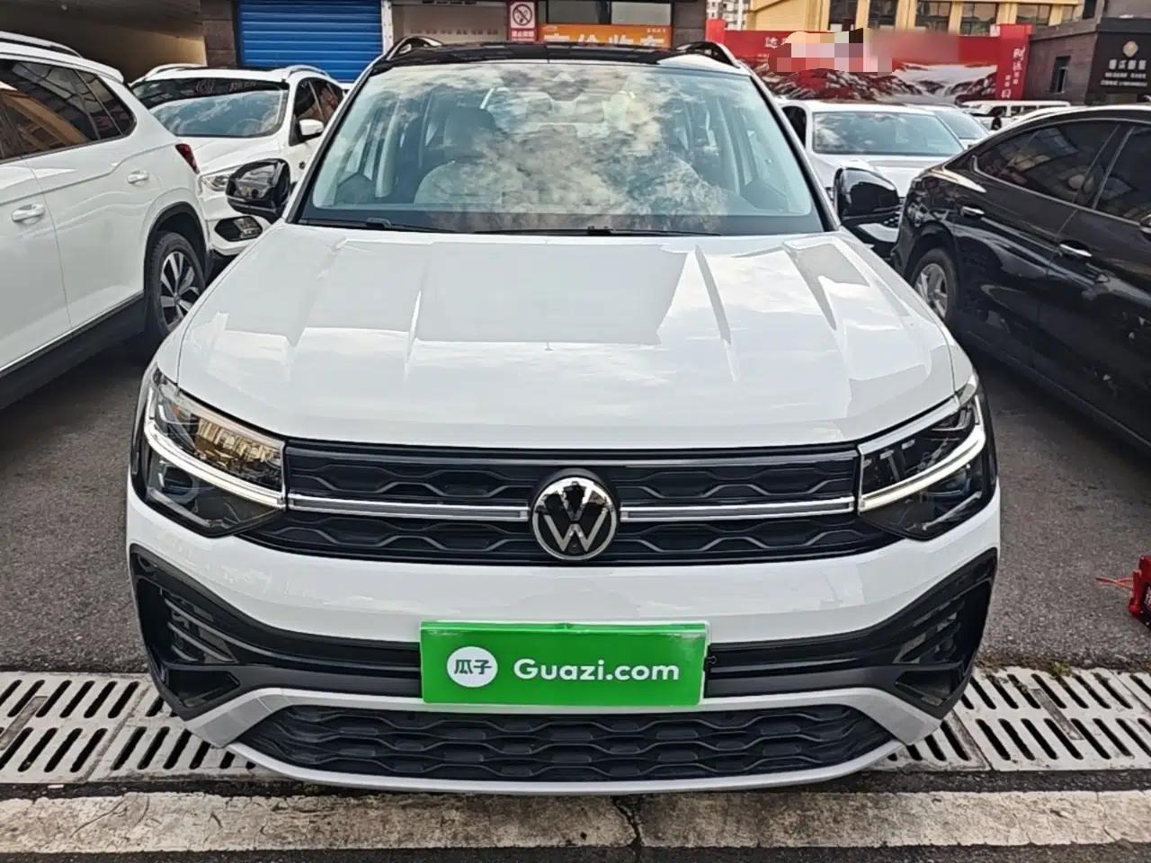 Volkswagen Tharu 2024 300TSI Two-Wheel-Drive Moon Luxury Edition — миниатюра 2