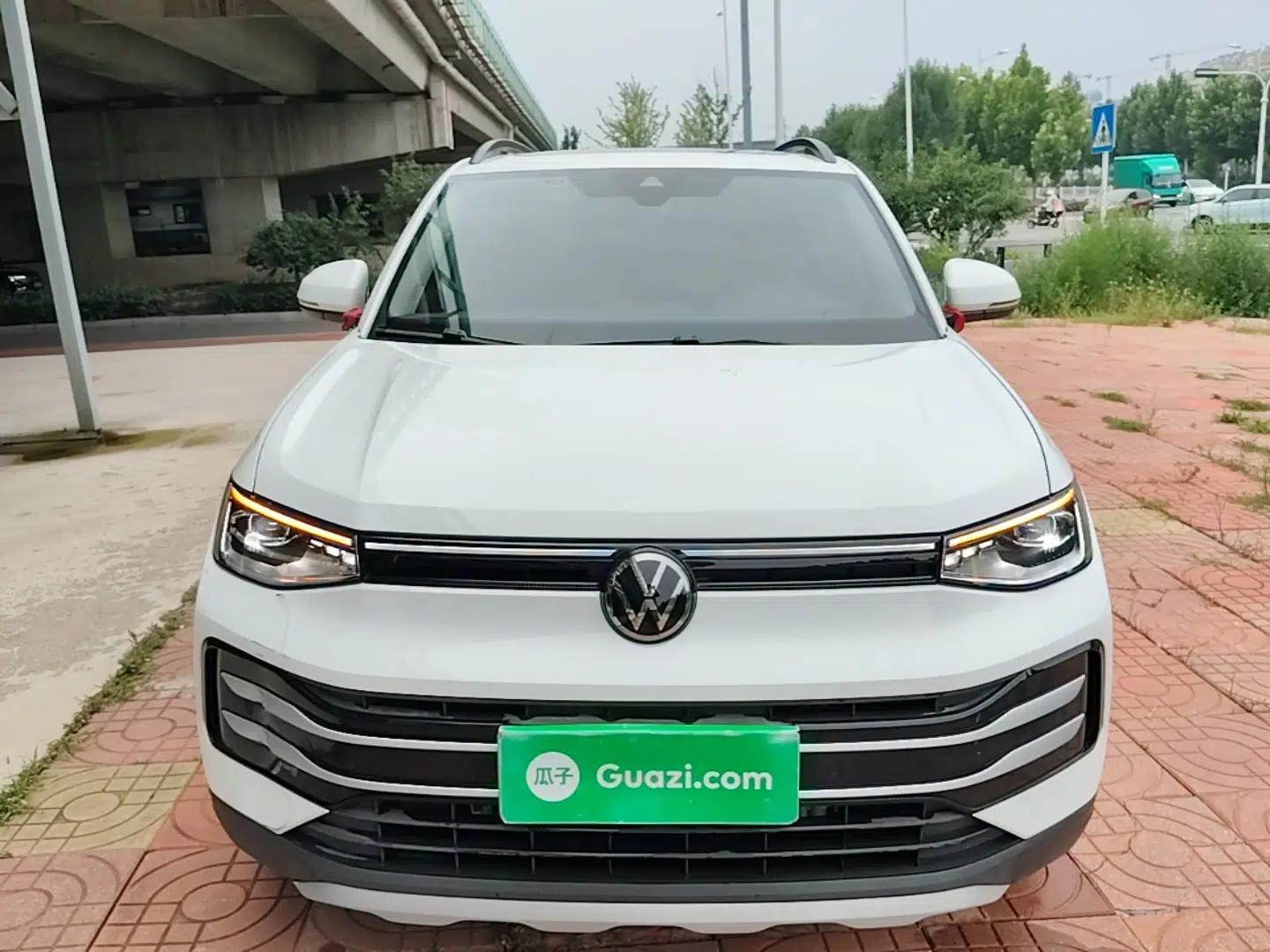 Volkswagen Tharu 2025 New Sharp 1.5L Ambitious Edition — миниатюра 2