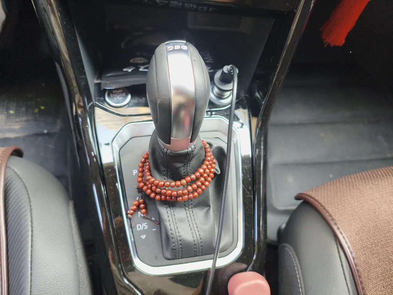 Volkswagen T-ROC 2020 280TSI DSG Two-Wheel Drive Comfort Version — миниатюра 14