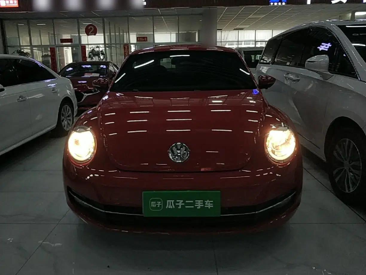 Volkswagen Beetle 2015 180TSI model — миниатюра 2