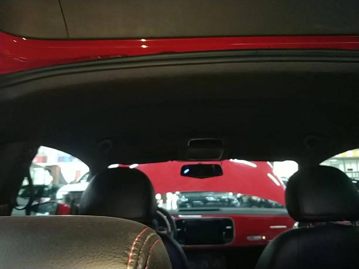 Volkswagen Beetle 2015 180TSI model — миниатюра 21