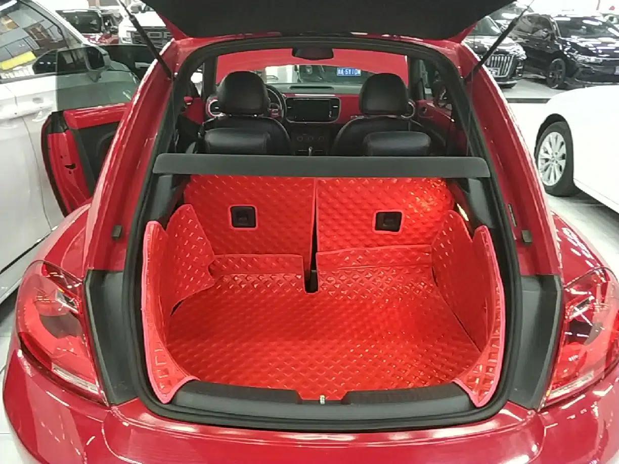 Volkswagen Beetle 2015 180TSI model — миниатюра 22