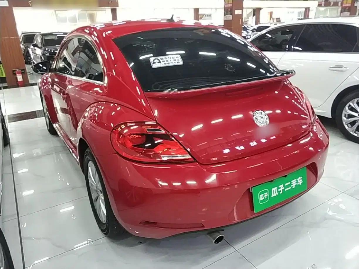 Volkswagen Beetle 2015 180TSI model — миниатюра 4
