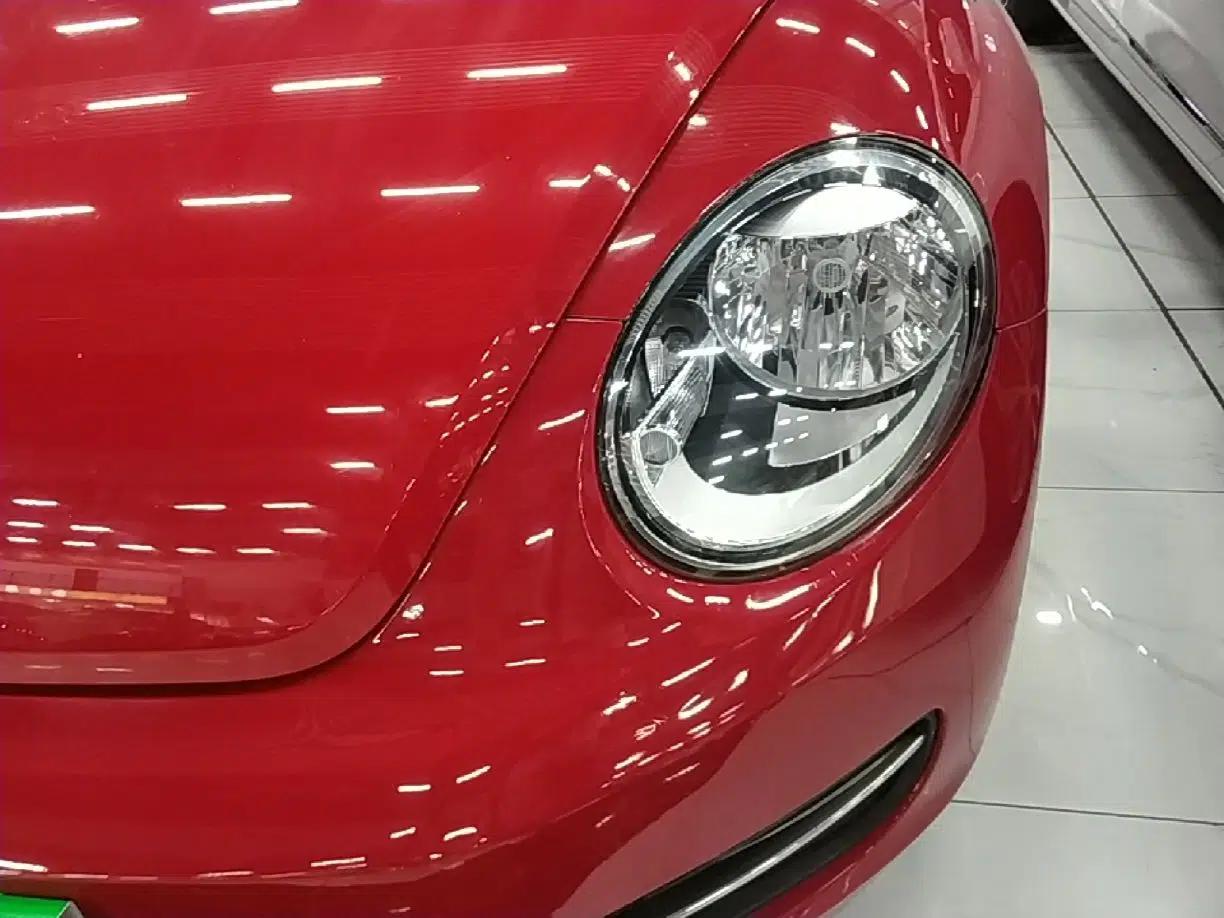 Volkswagen Beetle 2015 180TSI model — миниатюра 8