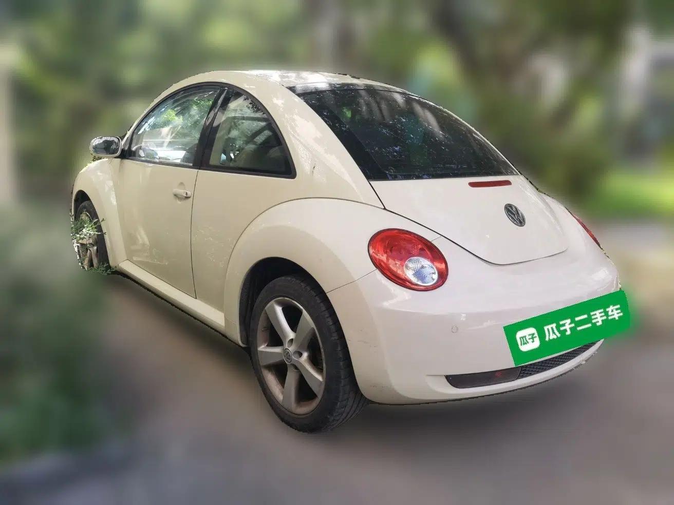 Volkswagen Beetle 2008 1.8T AT Luxury Model — миниатюра 4