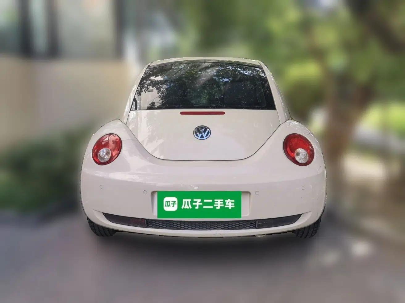 Volkswagen Beetle 2008 1.8T AT Luxury Model — миниатюра 5