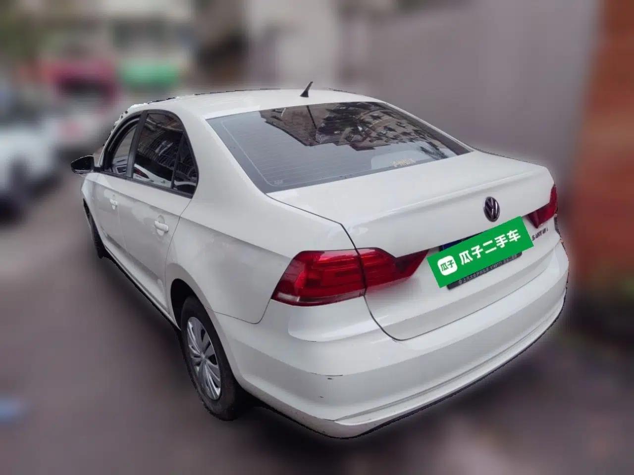 Volkswagen Santana 2019 1.5L Automatic Fashion Edition China VI — миниатюра 4