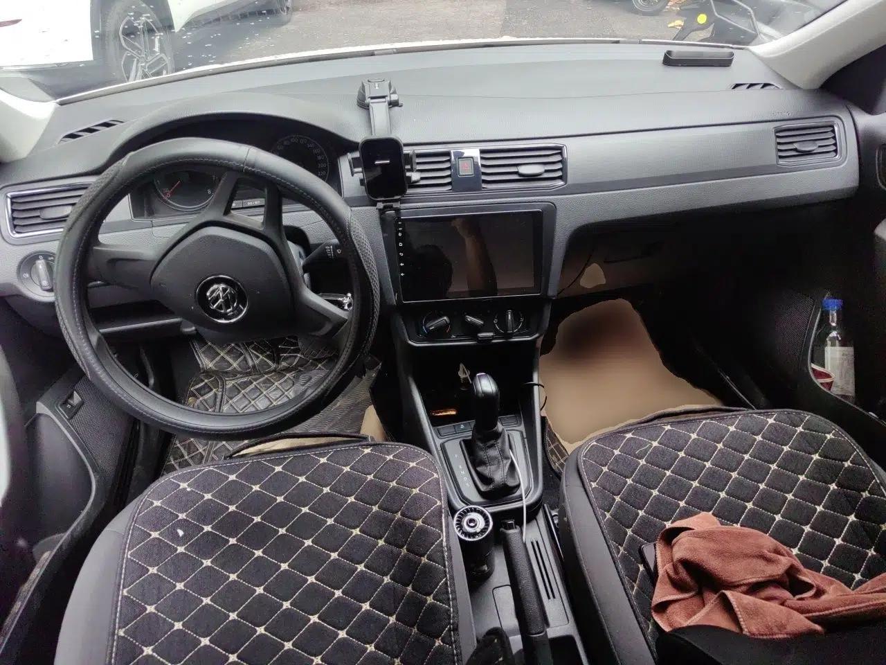 Volkswagen Santana 2019 1.5L Automatic Fashion Edition China VI — миниатюра 9