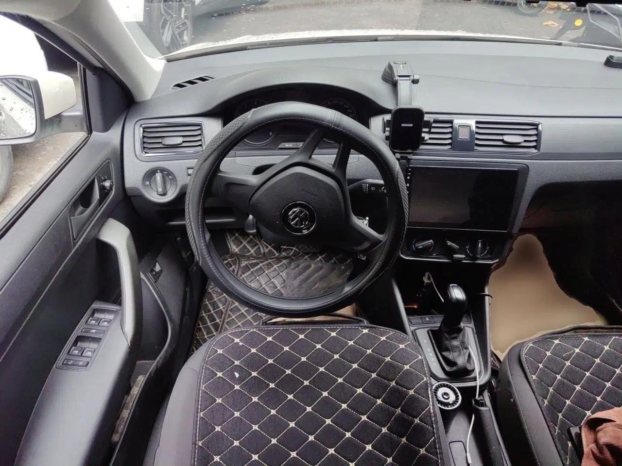 Volkswagen Santana 2019 1.5L Automatic Fashion Edition China VI — миниатюра 10