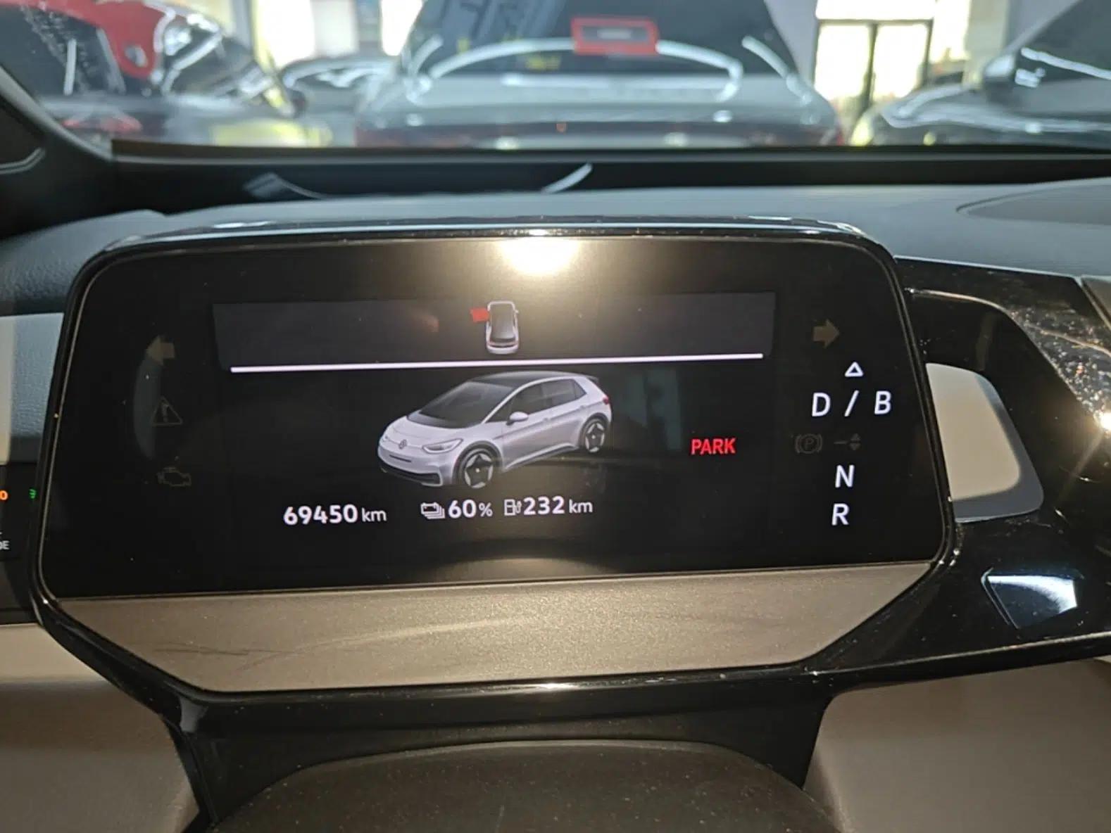 Volkswagen ID.3 2024 Outstanding Edition — миниатюра 14