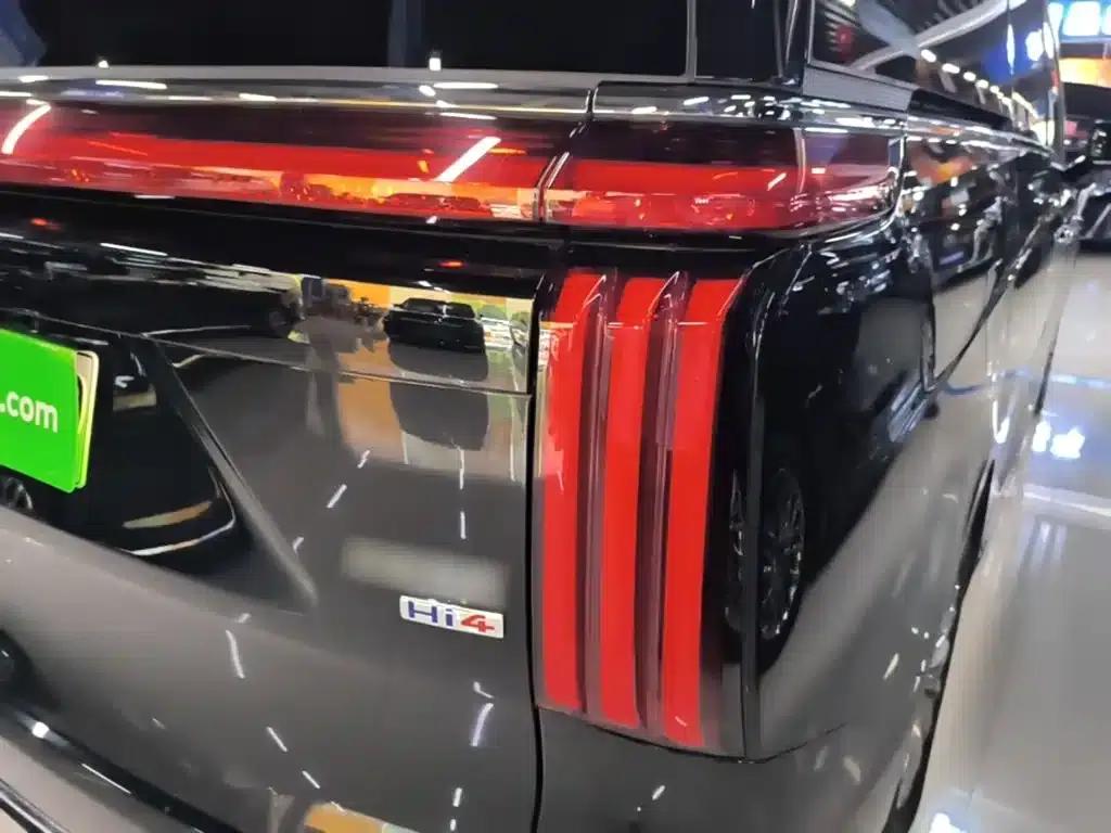 Weipai Gaoshan 2025 Model 4WD Gaoshan 8 — миниатюра 8