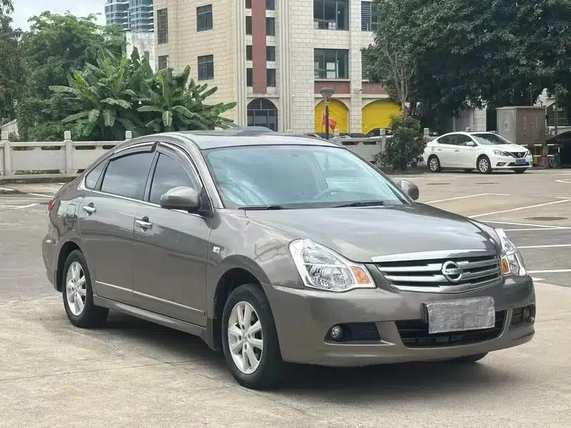 Nissan Sylphy 2012 Classic 1.6XE Manual Comfort Edition — миниатюра 3
