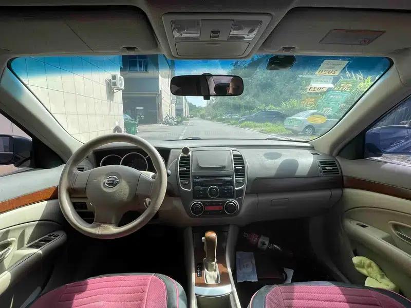 Nissan Sylphy 2009 1.6XE Automatic Comfort Edition — миниатюра 7