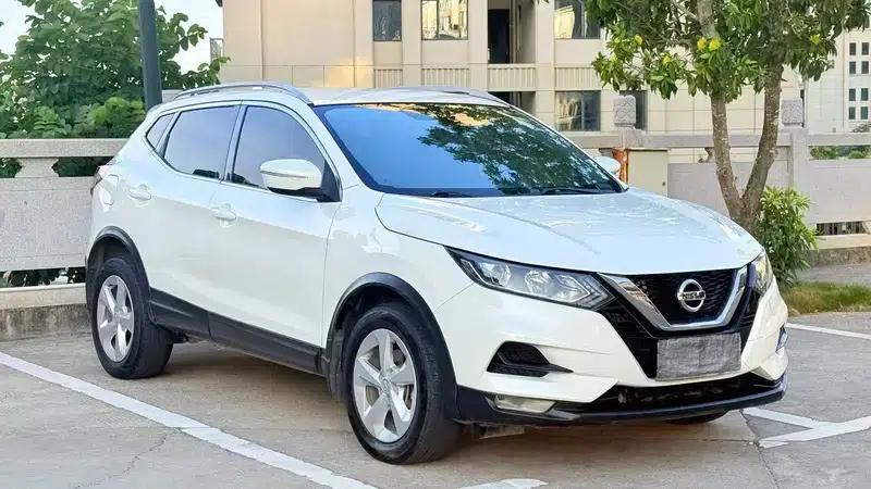 Nissan Qashqai 2021 2.0L XV Prem Luxury Edition — миниатюра 3