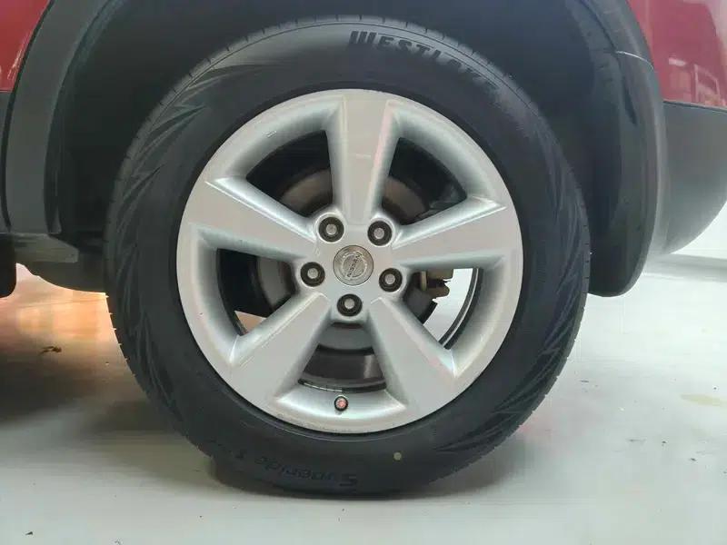 Nissan Qashqai 2012 2.0XV CVT 2WD — миниатюра 9