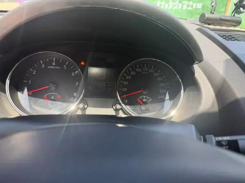 Nissan Qashqai 2012 2.0XV CVT 2WD — миниатюра 5
