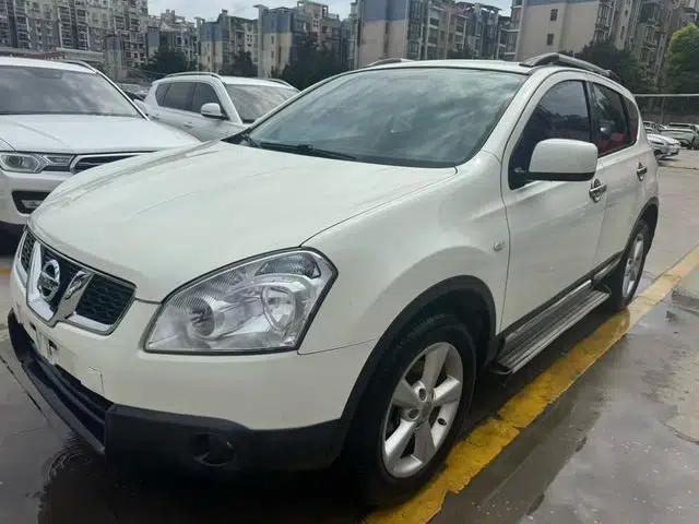 Nissan Qashqai 2015 2.0XL Cool Fire CVT 2WD