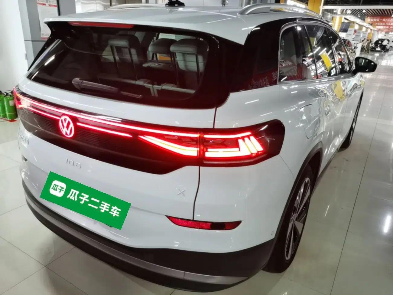 Volkswagen ID.6 X 2023 Ultra-Intelligent Long-Range Version — миниатюра 6