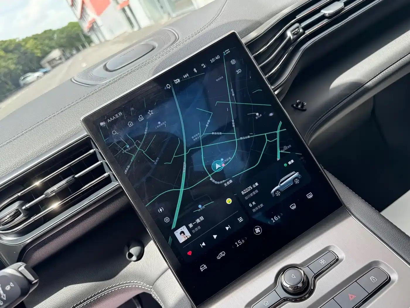 NIO ES6 2020 420KM Sport Edition — миниатюра 8