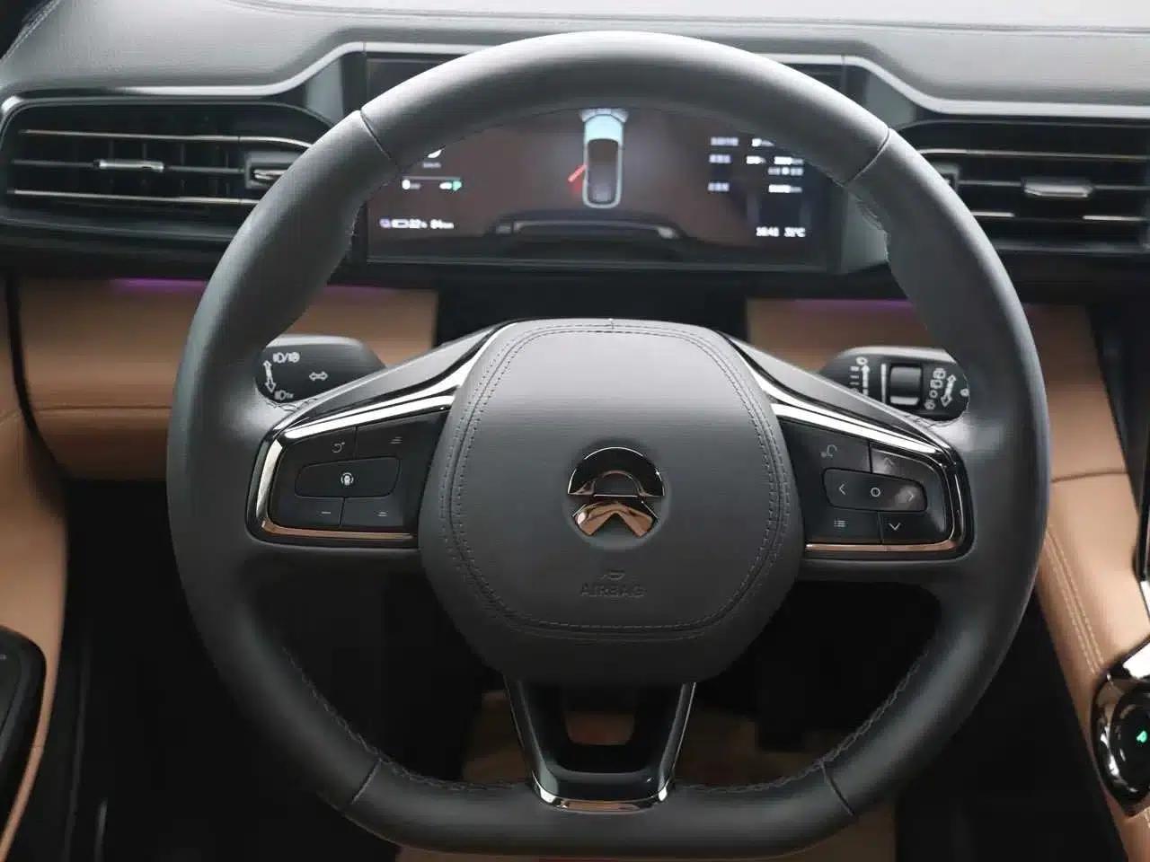 NIO ES6 2020 420KM Sport Edition — миниатюра 7