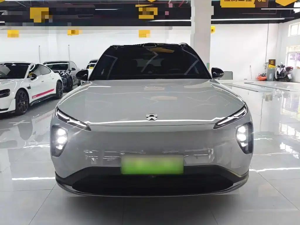 NIO ES6 2023 model 75kWh — миниатюра 3
