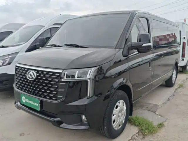 SAIC MAXUS Xintu V80 2025 PRO Aoyuntong 2.0T Manual Long Wheelbase Ultra-Low Roof 6/7/8/9-Seater