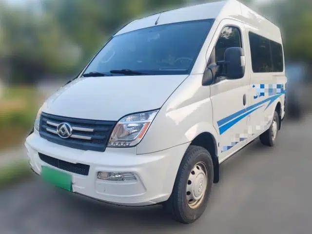 SAIC MAXUS Xintu V80 2023 2.0T Manual Classic Aoyuntong Short Wheelbase Mid-Roof 7/8/9-Seater